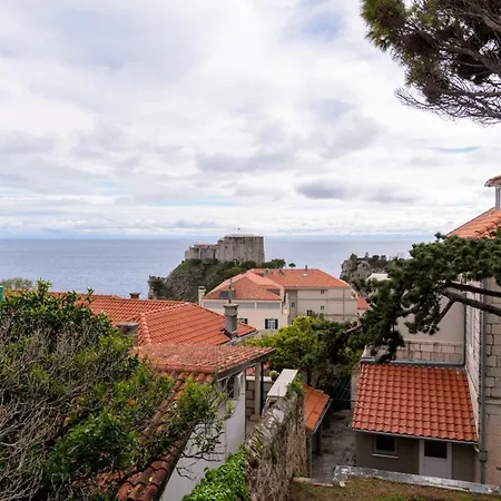 Pile Sleeps 8 With Pool Air Con And Wifi Vila *